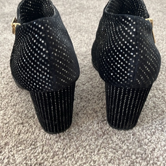 Joan Boyce Women’s size 9 black sparkly  ankle booties - Picture 7 of 8